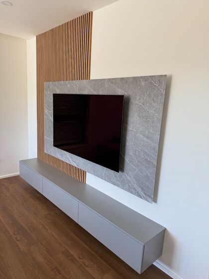 Ve spolupráci s @rynes.design a @moodpastacz jsme udělali tuto krásnou TV stěnu a jídelní část.